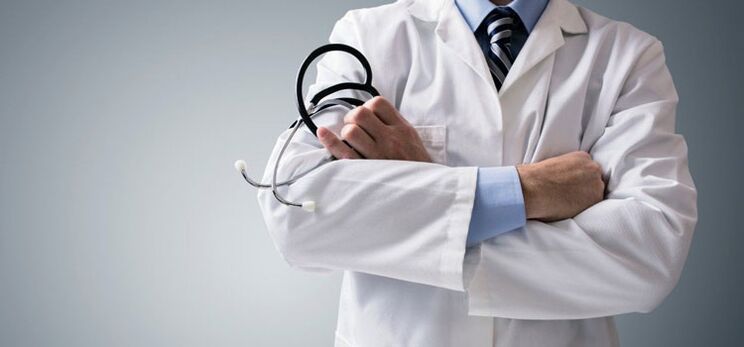 Urolog propisuje liječenje bolesnika sa znakovima prostatitisa